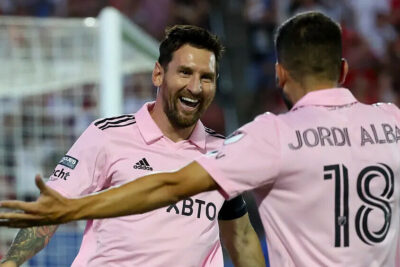 Lương của Messi là bao nhiêu? Cập nhật lương Messi mới nhất